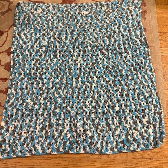 Handmade Crochet Blue and White Baby Blanket--25"x29" - Picture 1 of 1